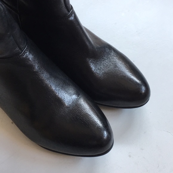 Like New Steve Madden Leather Boots - Picture 6 of 8